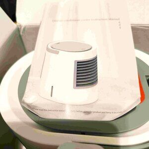 Small desk top or table top air cooling fan new in box